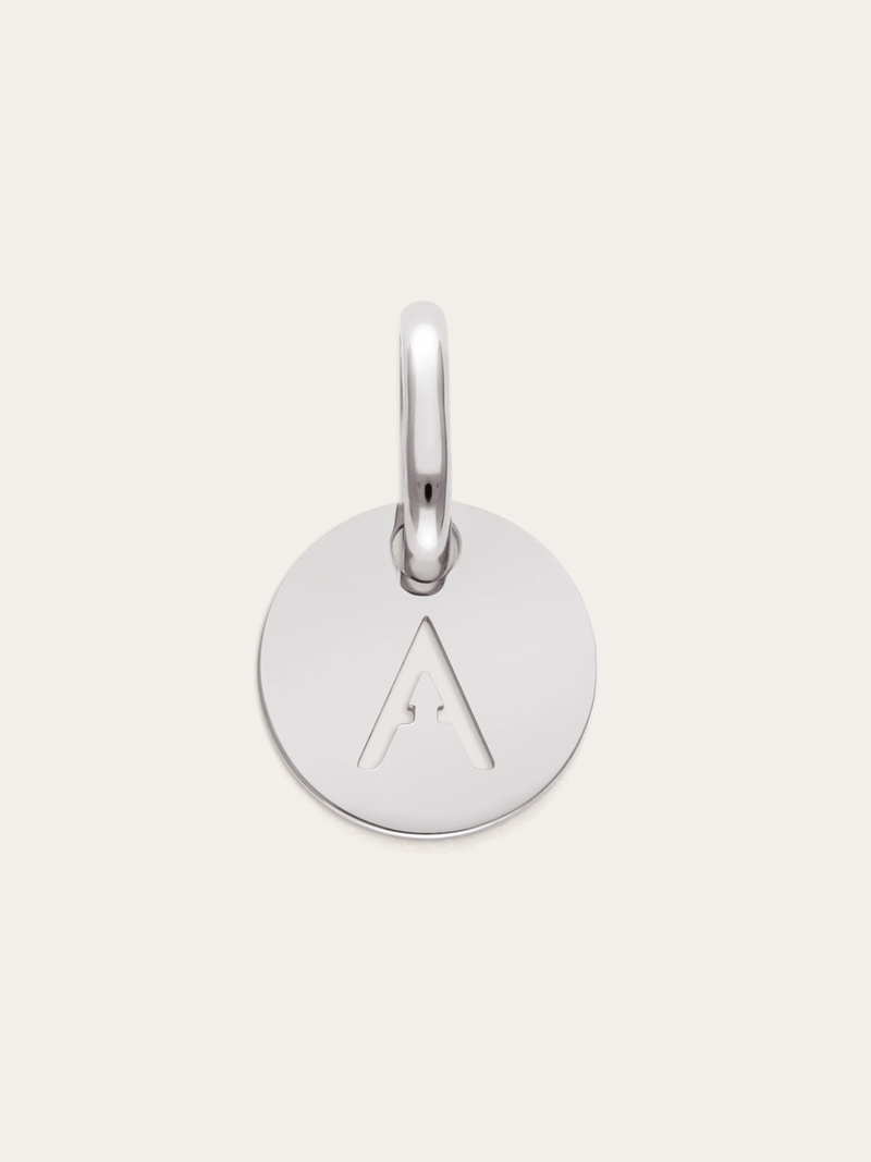 Mini Medallion Letter Acero