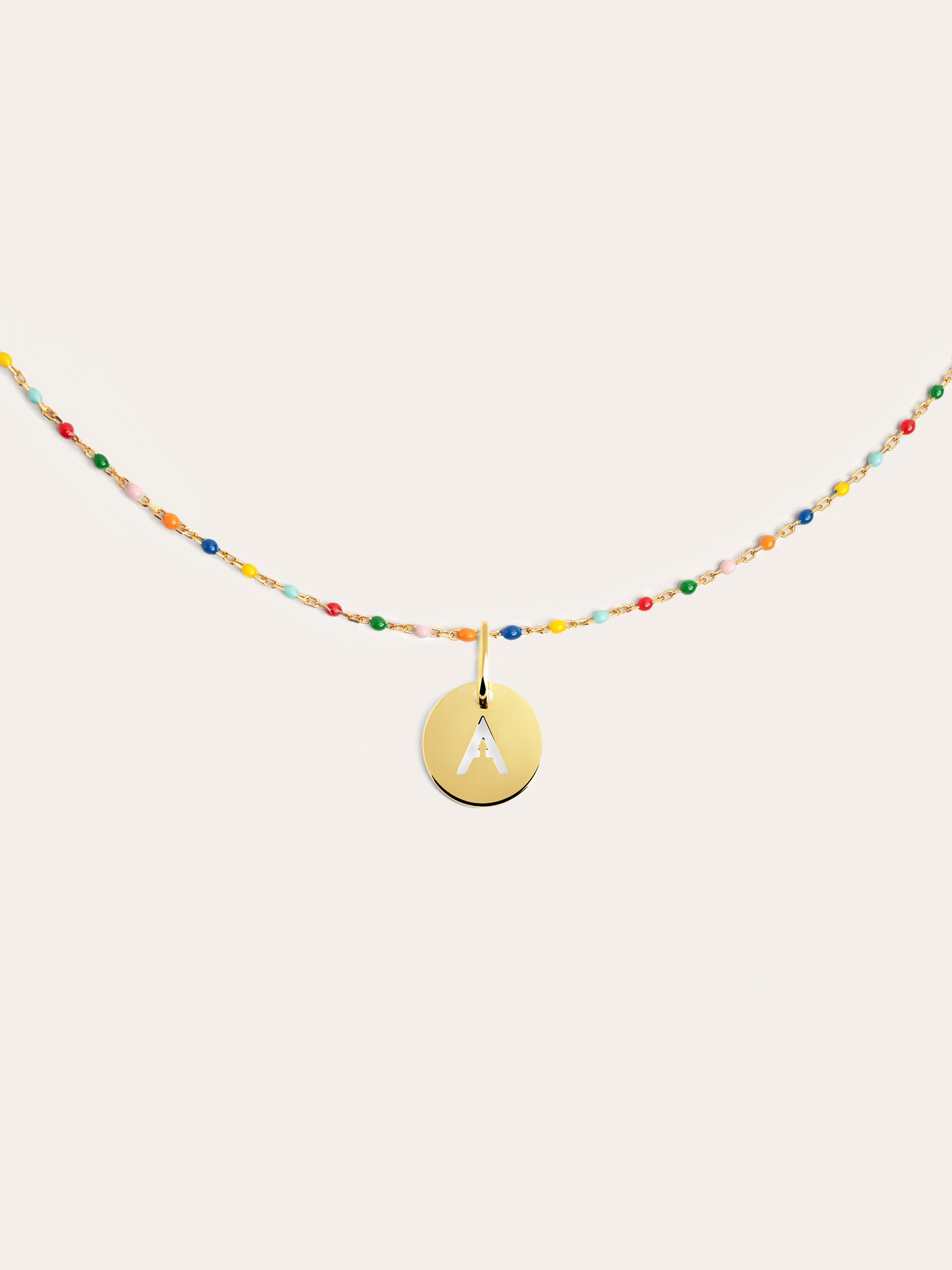 Gepersonaliseerde ketting Colors Enamel Letter verguld met goud