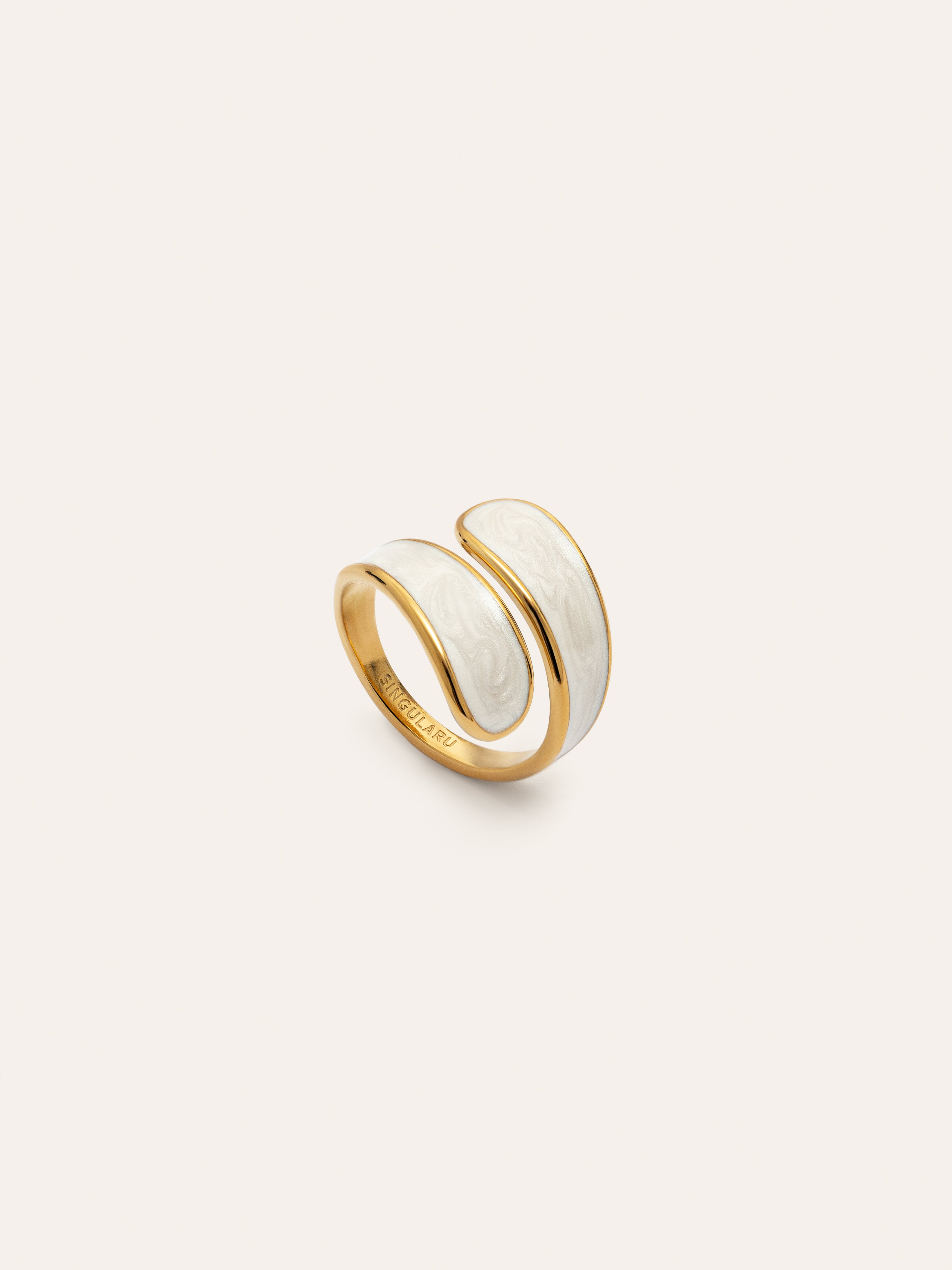 Anillo Abraccio White Acero Baño Oro