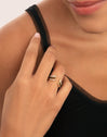 Anillo Peak Scarlett Black Plata Baño Oro