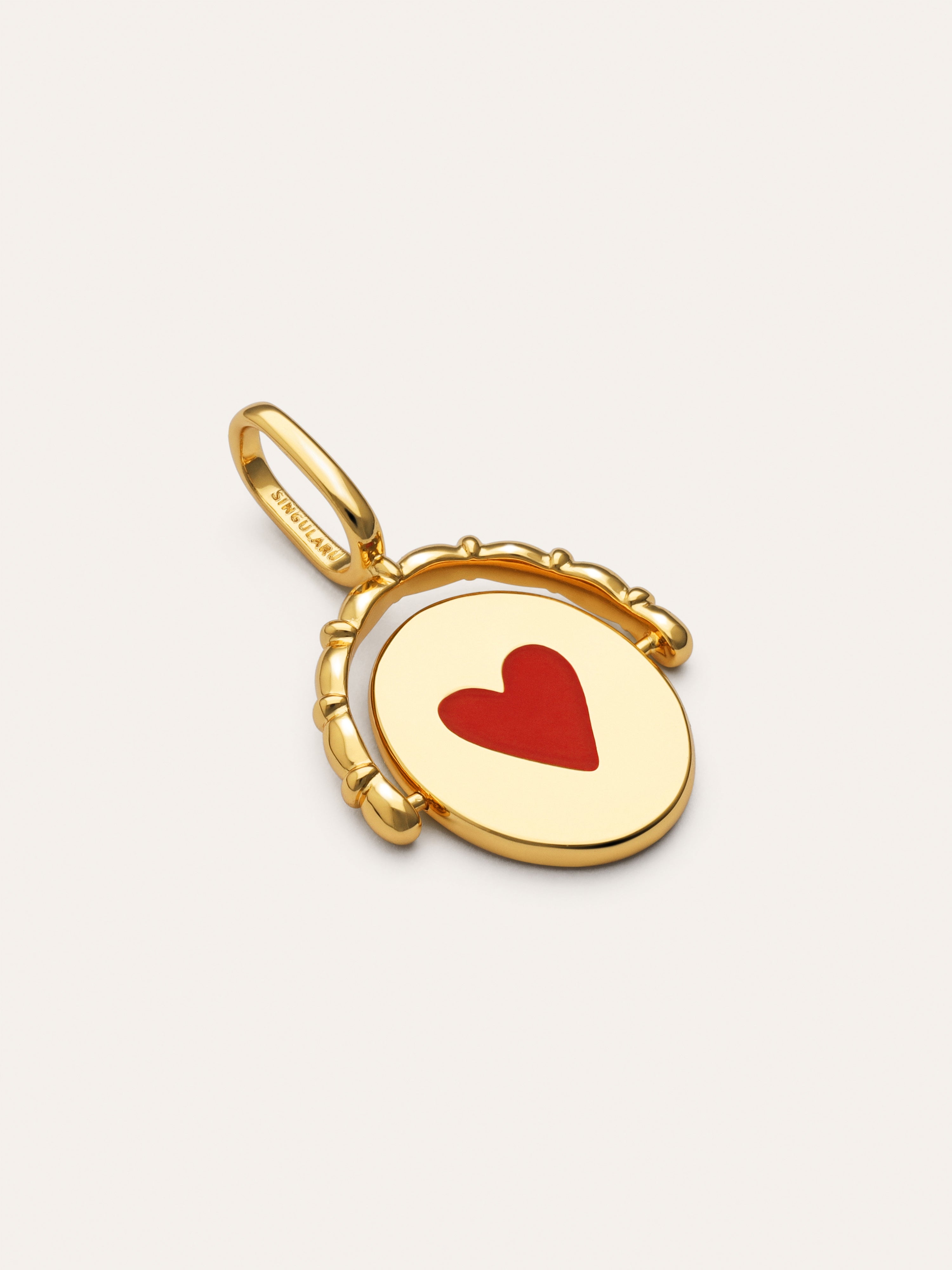 Double Mamá Lovely Heart Gold Medallion Charm