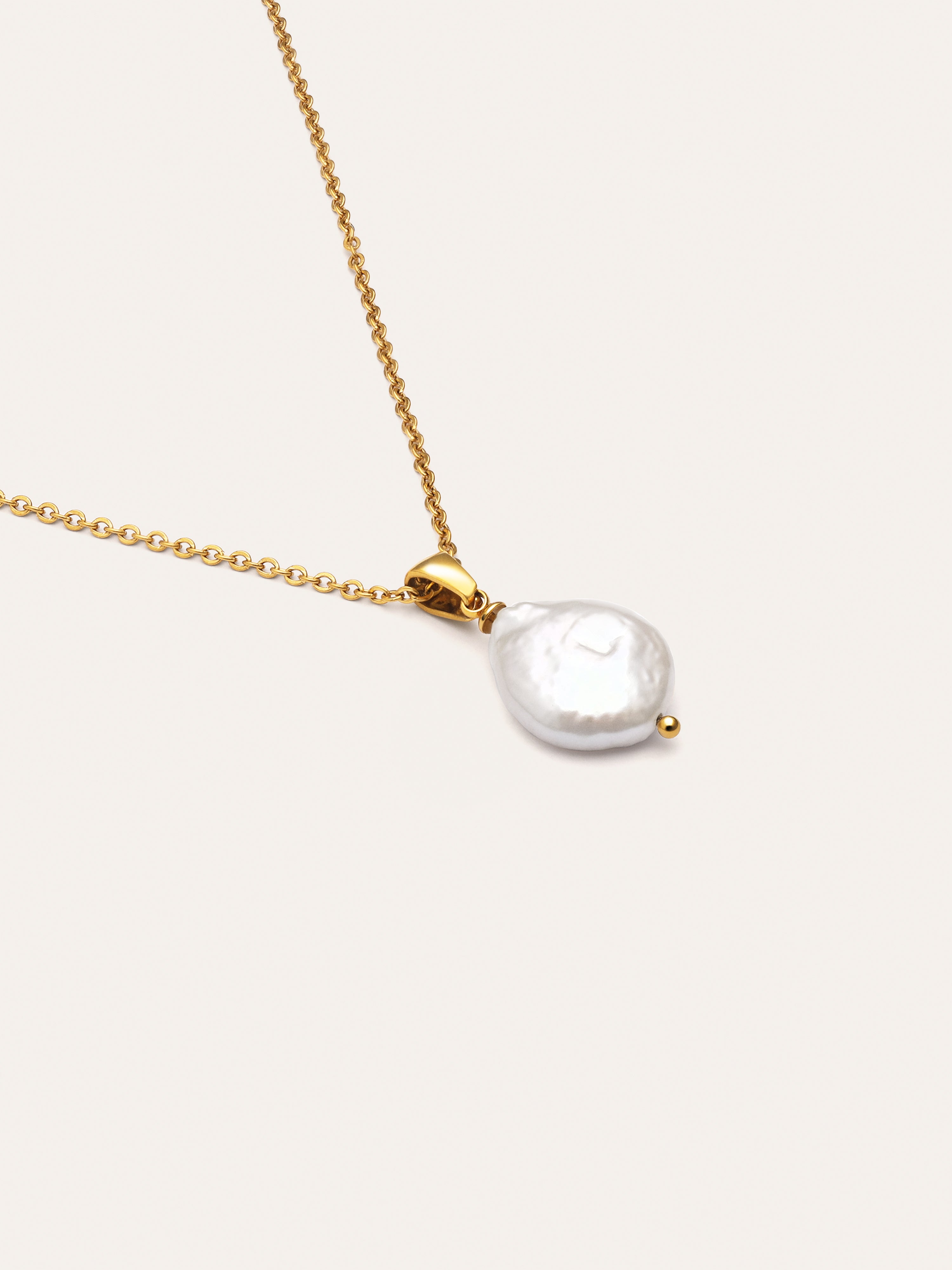 Gala Pearl Stainless Steel Gold Necklace