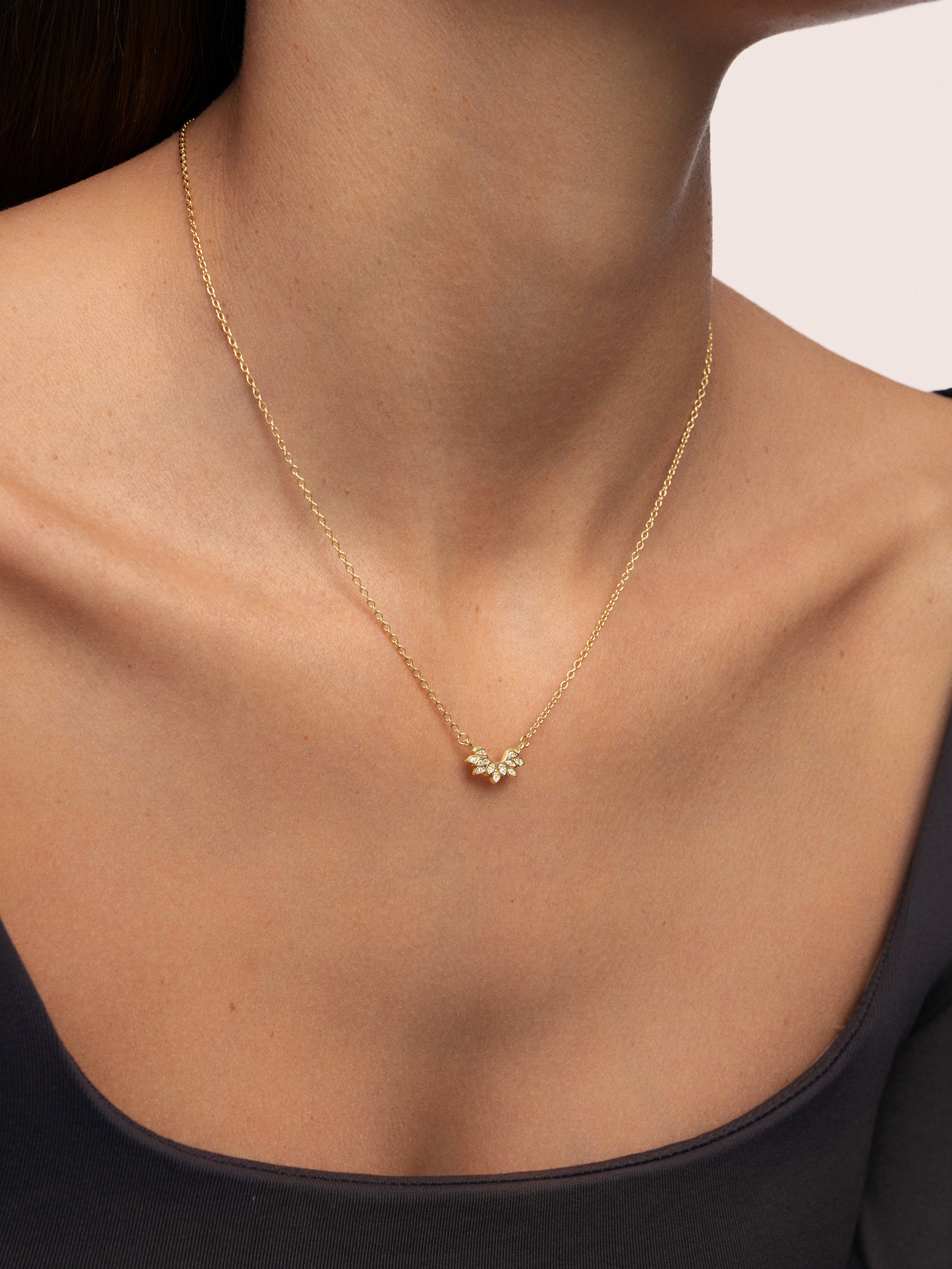 Collar Lotus Plata Baño Oro