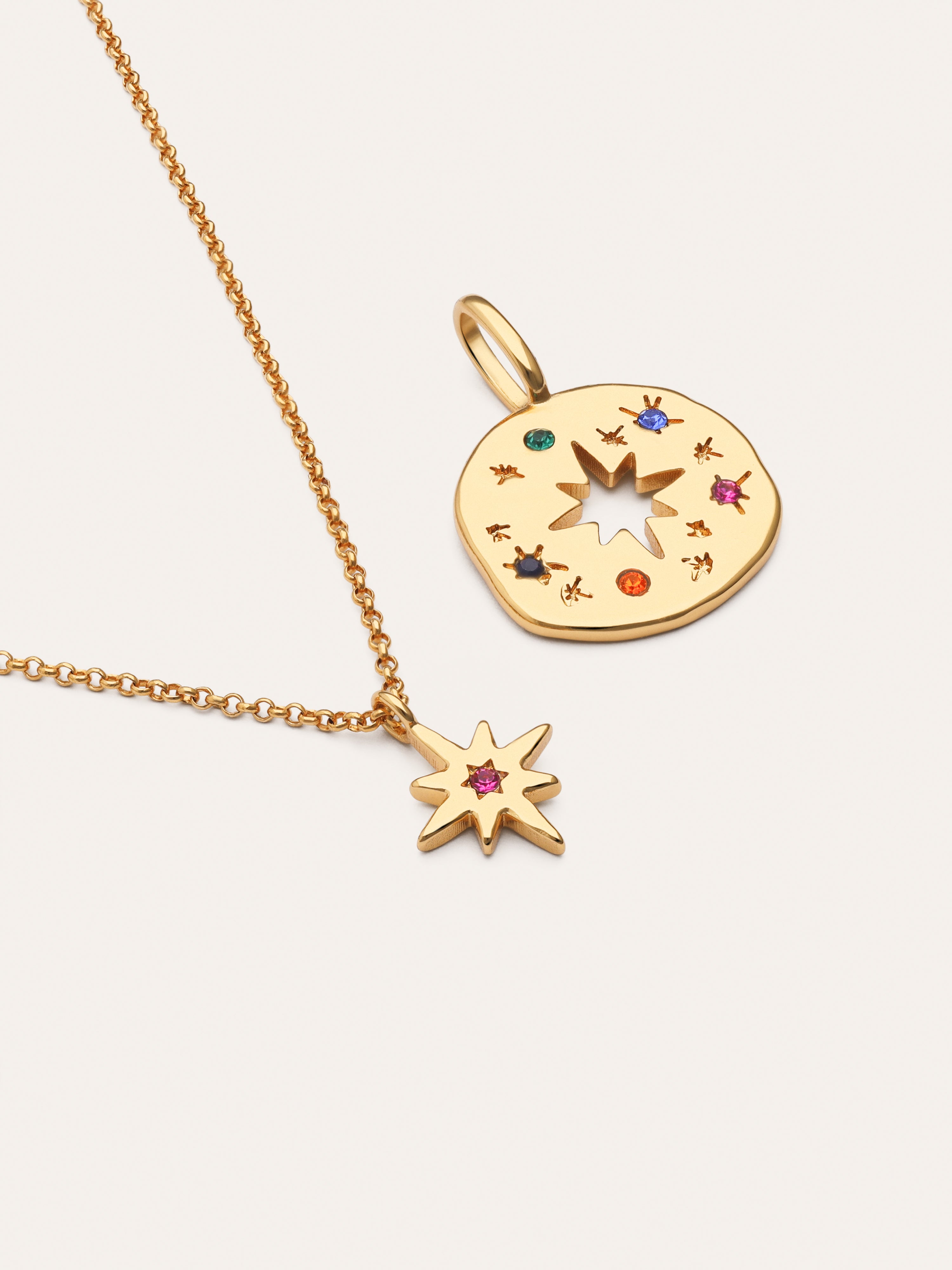 For you Mamá Gold Pack Charm and Necklace