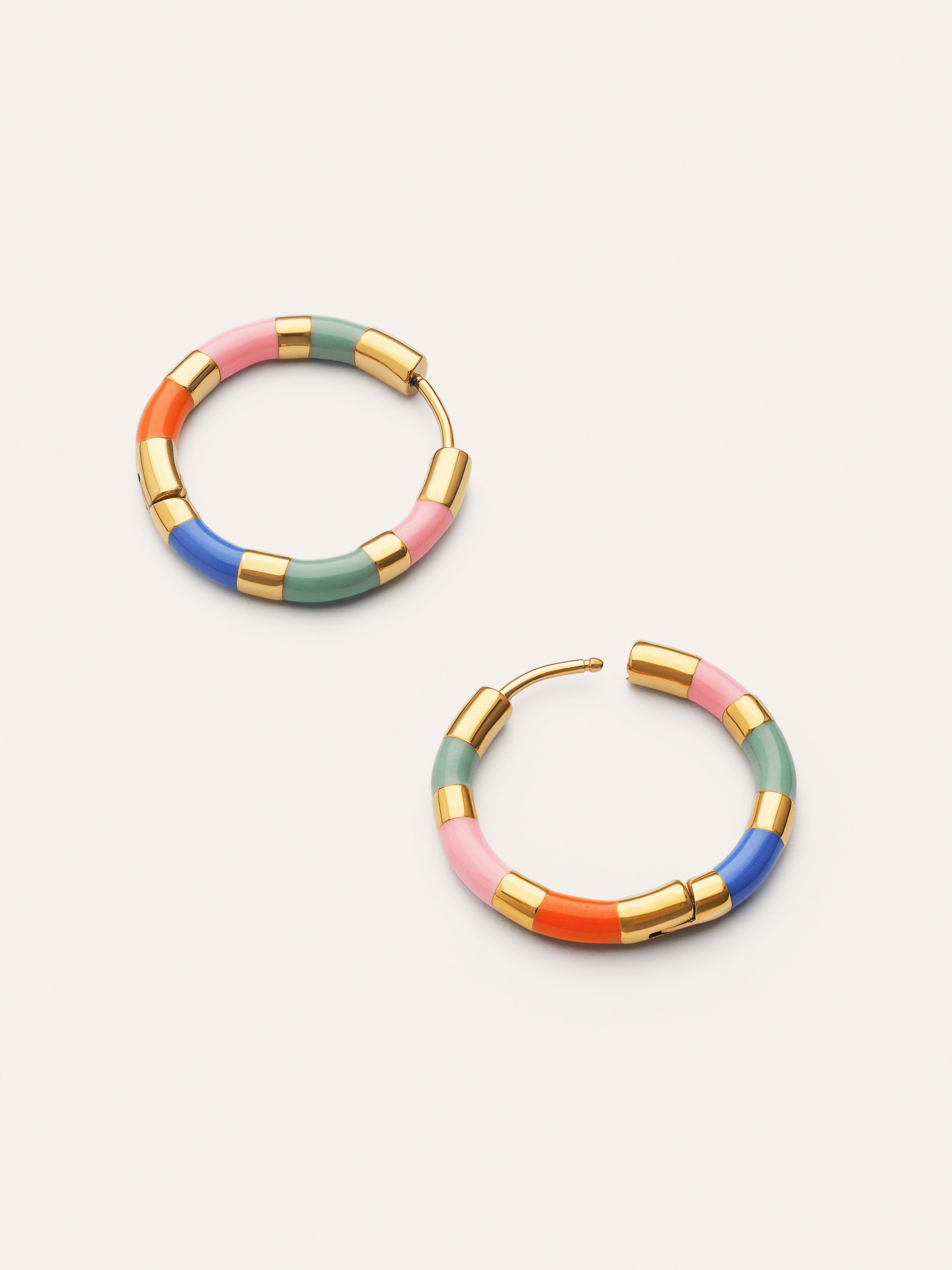 Pendientes Aro Carmen Carla Enamel Acero Baño Oro