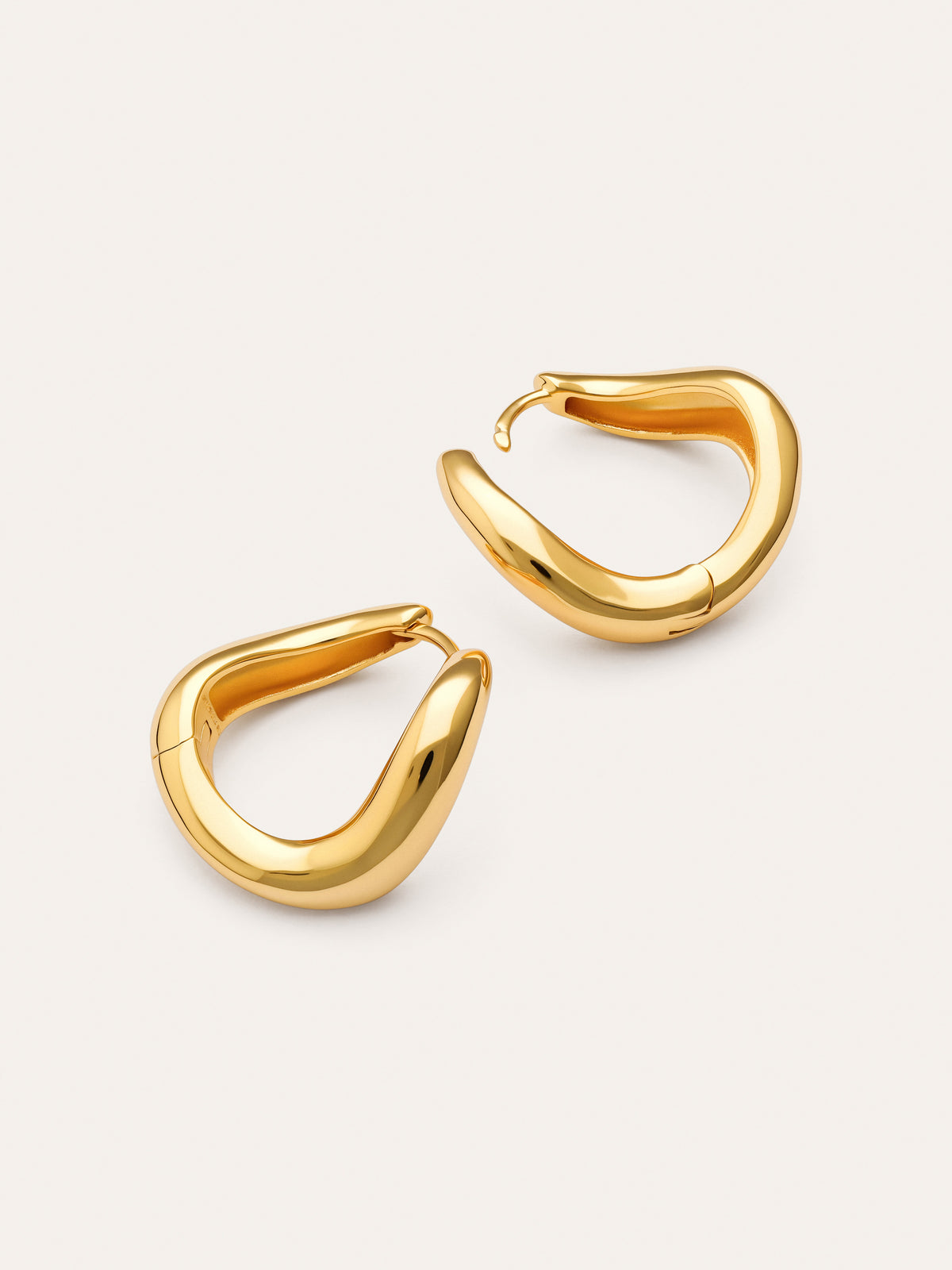 Imagen detalle de Boucles D’oreilles Créoles Ondulées plaqué or