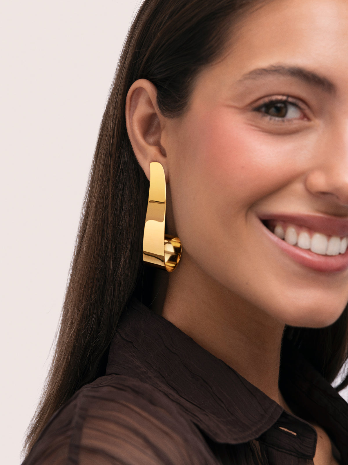 Boucles d'oreilles longues coquillage acier plaqué or - vista 4