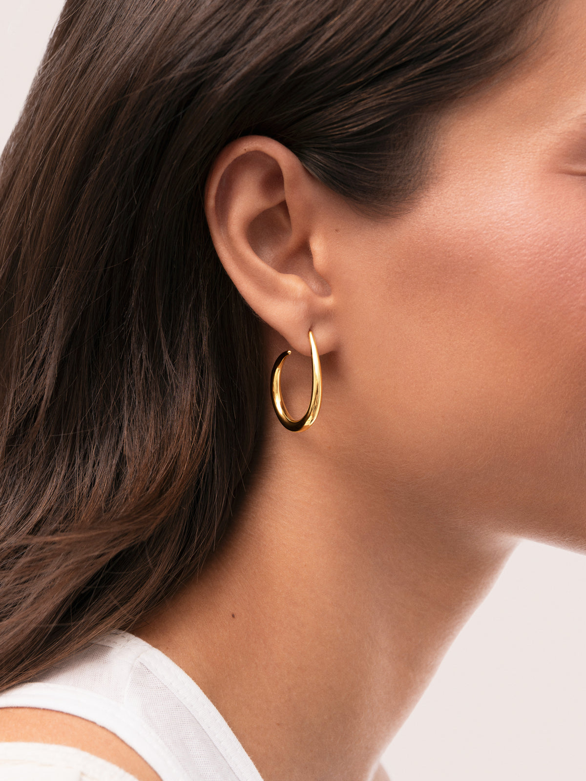 Boucles D'oreilles Twist Acier Plaqué Or - puesto en modelo