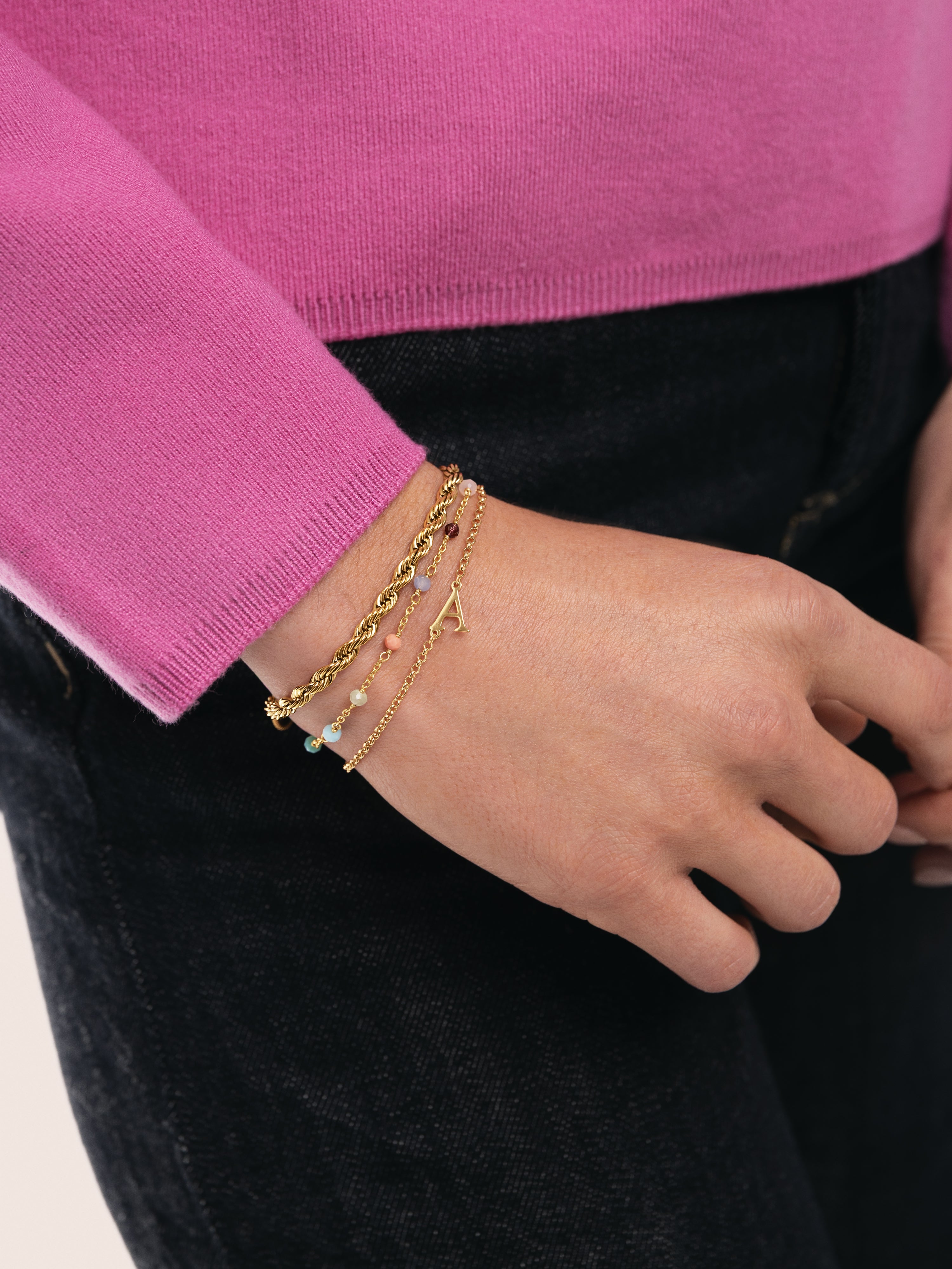 Pulsera Single Letter Plata Baño Oro