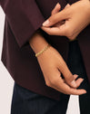 Sierpe Steel Gold Plated Bracelet - puesto en modelo