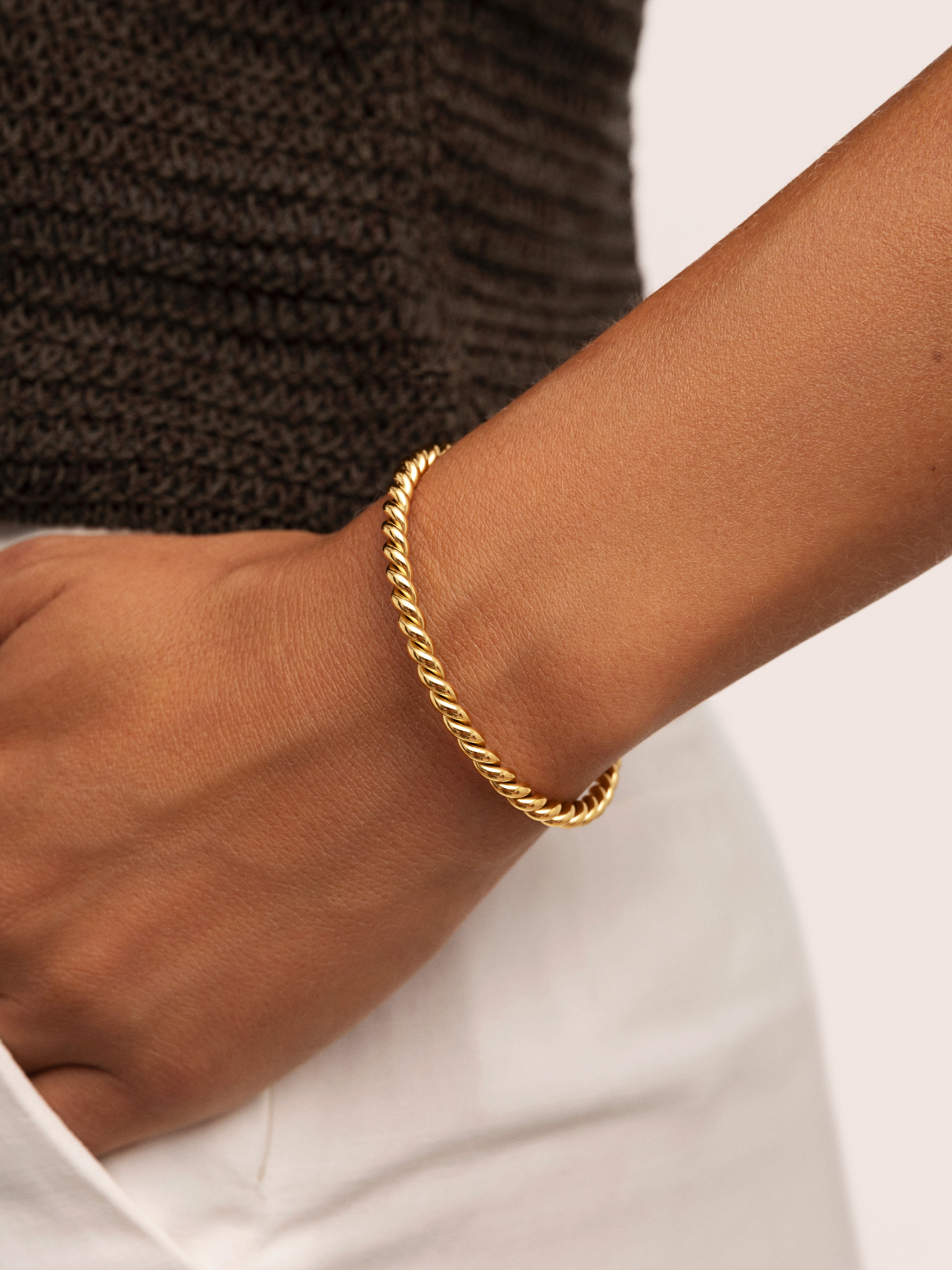 Brazalete Tressia Acero Baño Oro