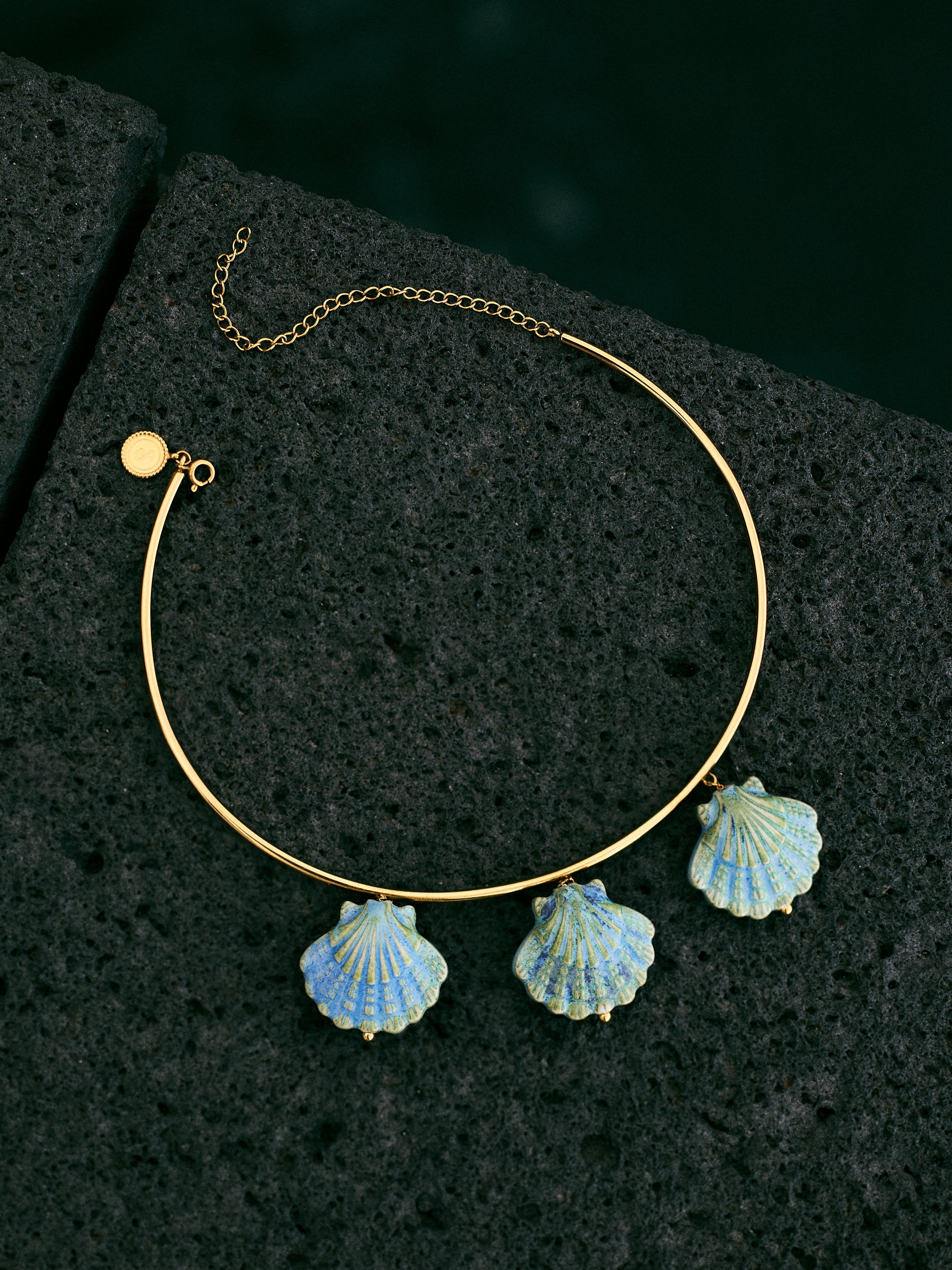 Choker Shelly Blue Aço Banho Ouro