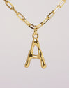 Charm Letter XL Baño Oro