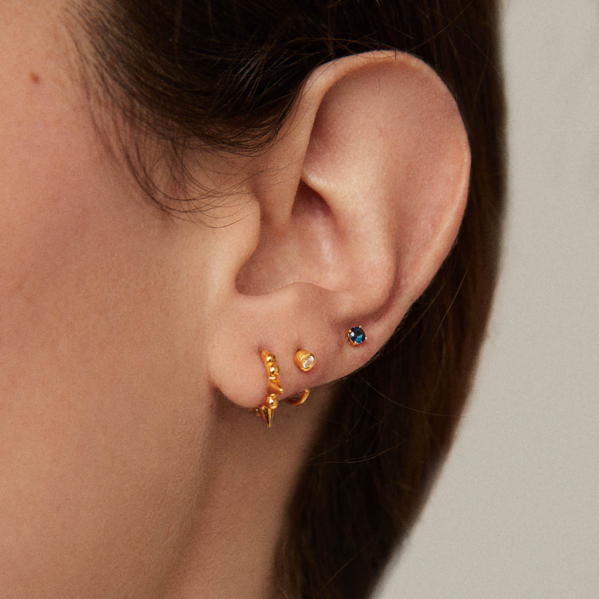 Pendientes Wish & Spark Sapphire Oro Puesta