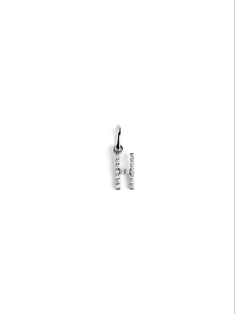 Charm Letter Spark Plata H
