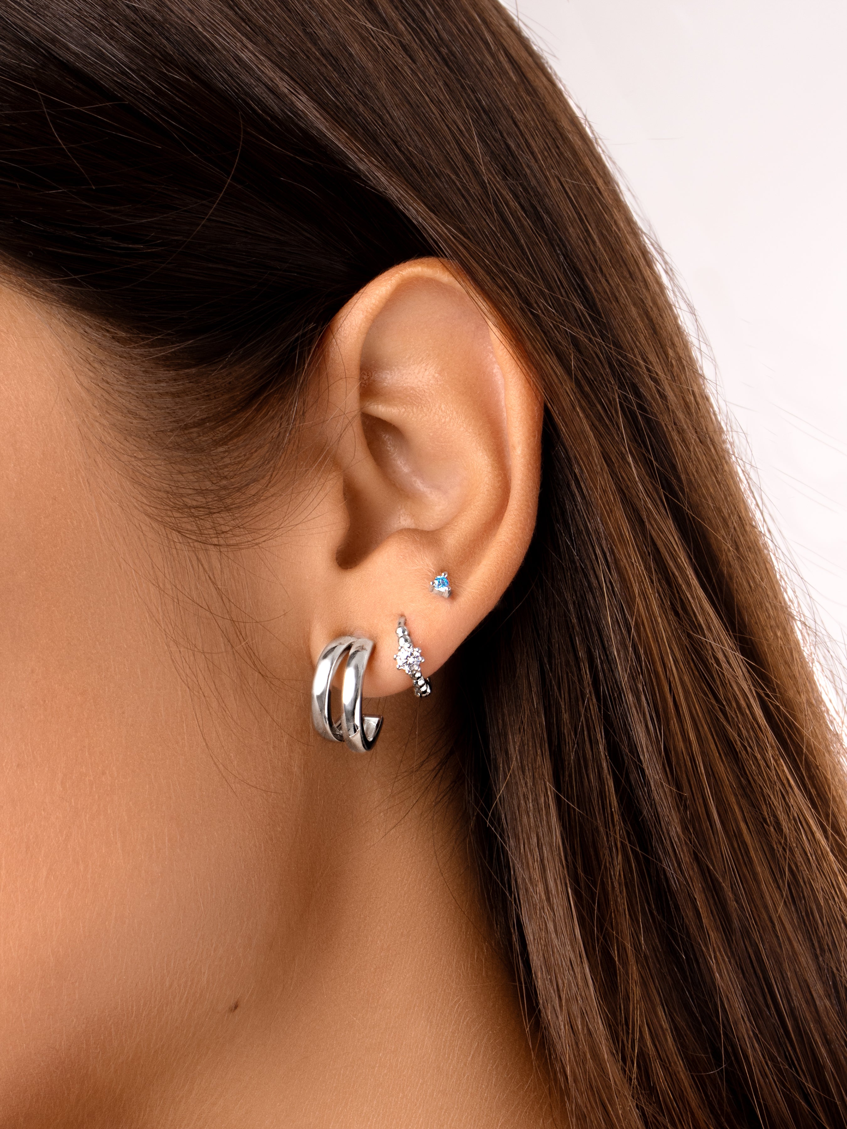 Pendientes Aro Pebbles Spark Plata Puesta