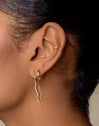Pendiente Suelto Ear Cuff Wave Oro Puesta