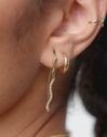 Pendiente Suelto Ear Cuff Wave Plata Baño Oro